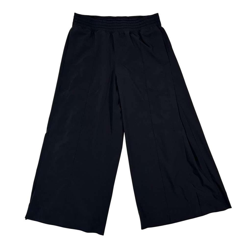 Lululemon Wanderer Culotte‎ Mid-Rise Pants *Black size 10